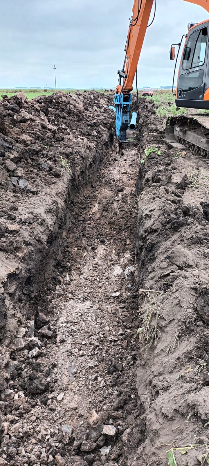 Martillo hidráulico con excavadora Doosan